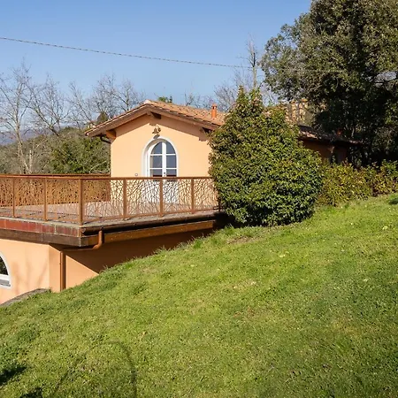 Bellandi Farm stay *